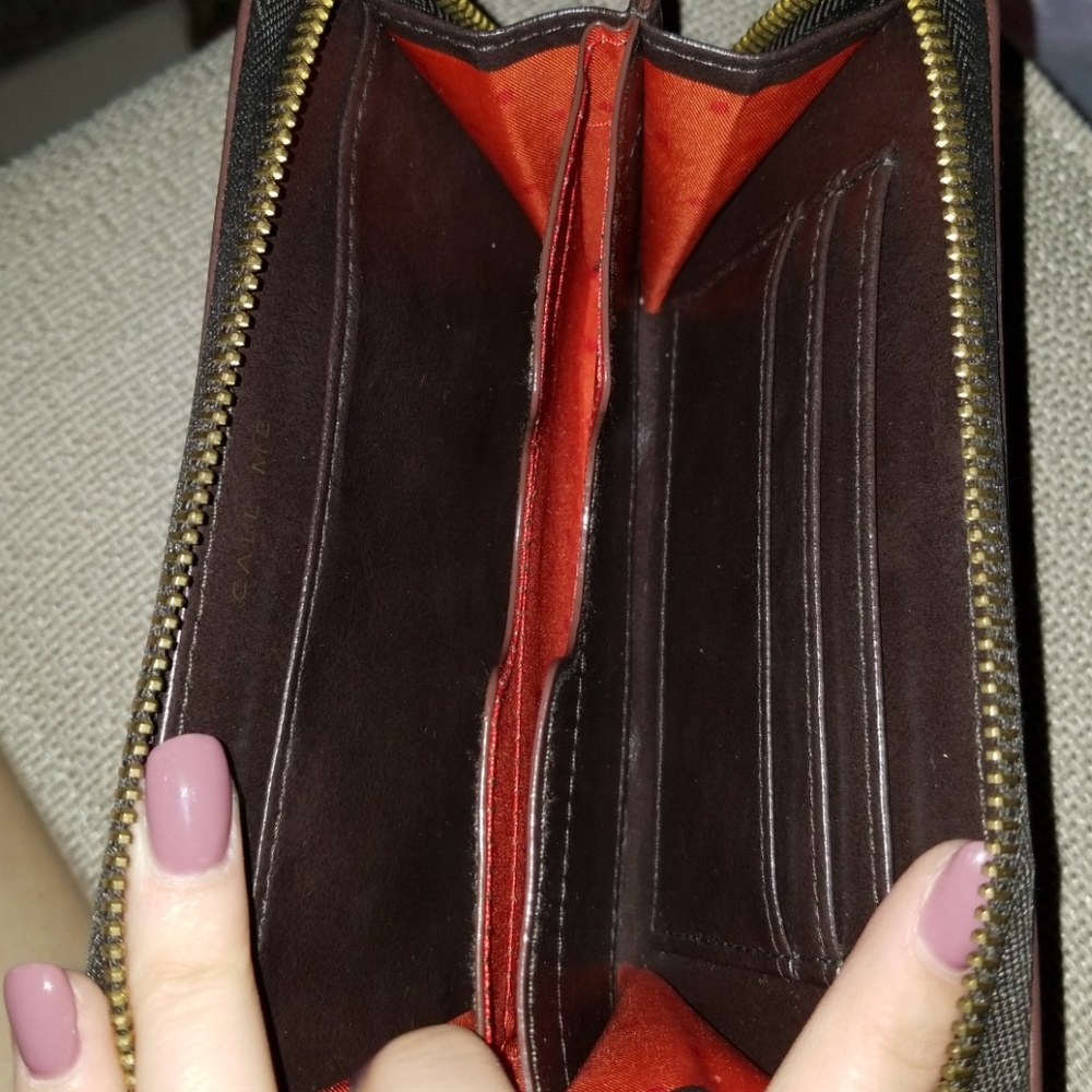 Wallet - Picture 3 of 3